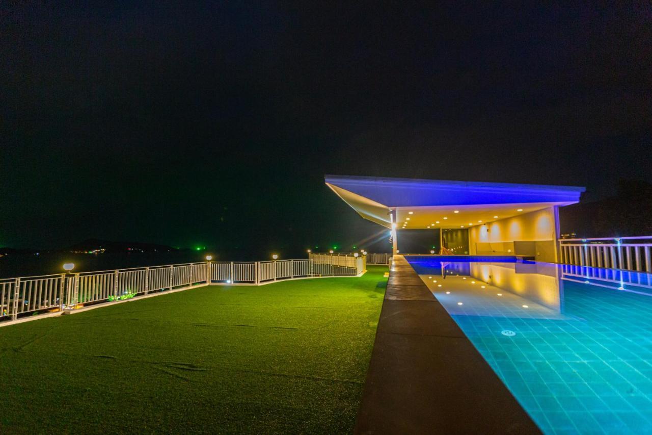 Hotel Rossarin Sea View Patong Exteriér fotografie
